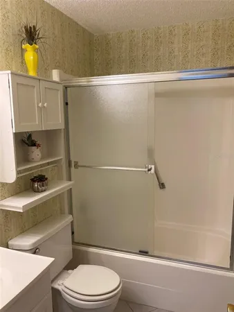 $1,500 | 5521 80th Street North, Unit 215, St. Petersburg, FL 33709