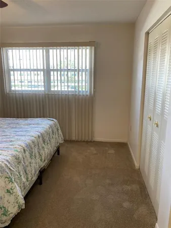 $1,500 | 5521 80th Street North, Unit 215, St. Petersburg, FL 33709