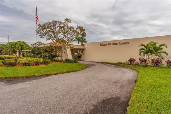 $1,500 | 5521 80th Street North, Unit 215, St. Petersburg, FL 33709