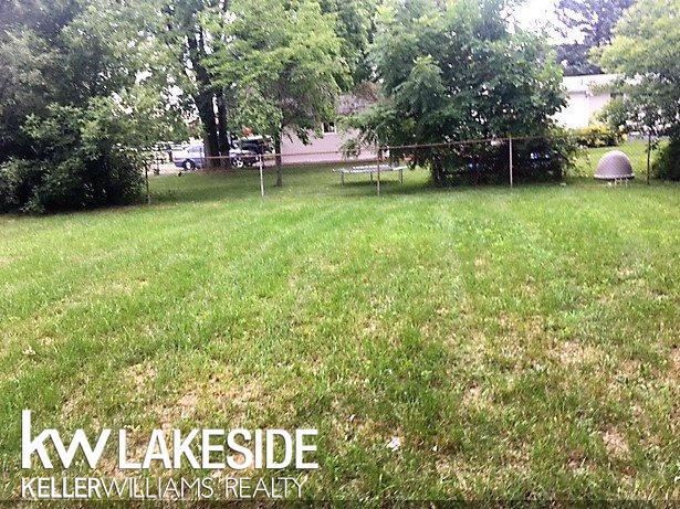 2511 Hessel Avenue Rochester, MI 48307 - Photo 11 of 12 31326608-10.JPG
