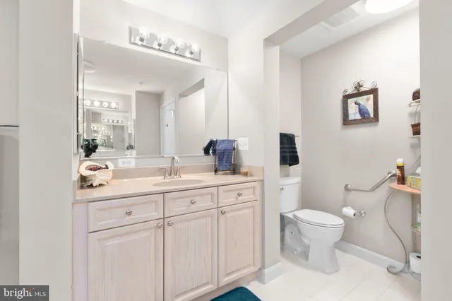 $515,000 | 485 Harbor Side Street, Unit 412, Woodbridge, VA 22191