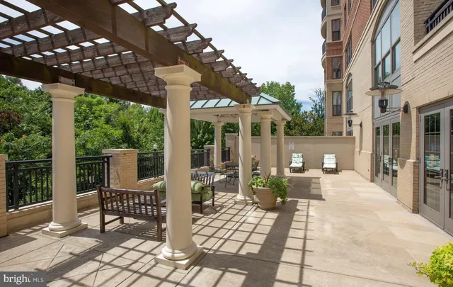 $515,000 | 485 Harbor Side Street, Unit 412, Woodbridge, VA 22191