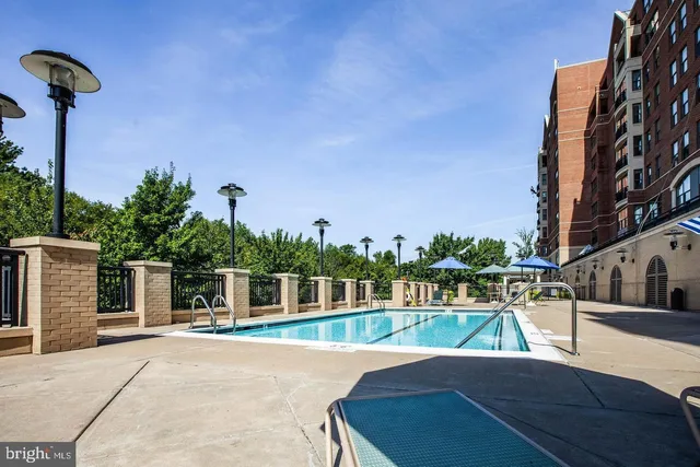 $515,000 | 485 Harbor Side Street, Unit 412, Woodbridge, VA 22191