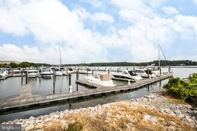 $515,000 | 485 Harbor Side Street, Unit 412, Woodbridge, VA 22191