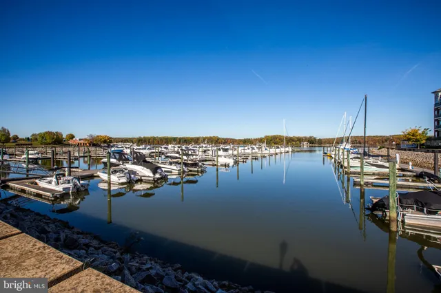 $515,000 | 485 Harbor Side Street, Unit 412, Woodbridge, VA 22191