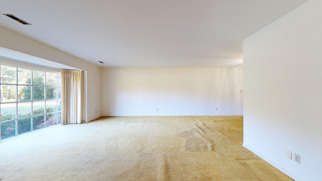 13952 Cross Creek Road Upatoi, GA 31829 - Photo 6 of 79 Formal Living
