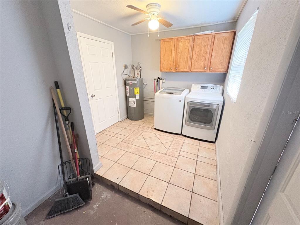4428 Carousel Road Orlando, FL 32808 - Photo 19 of 22