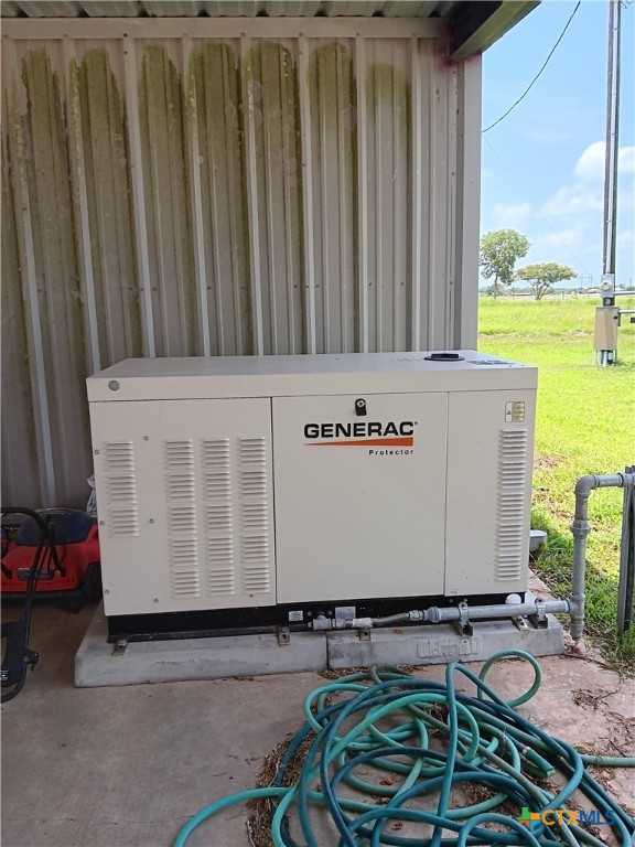 490 Adcock Ranch Road Victoria, TX 77904 - Photo 10 of 10 a view of table with chairs