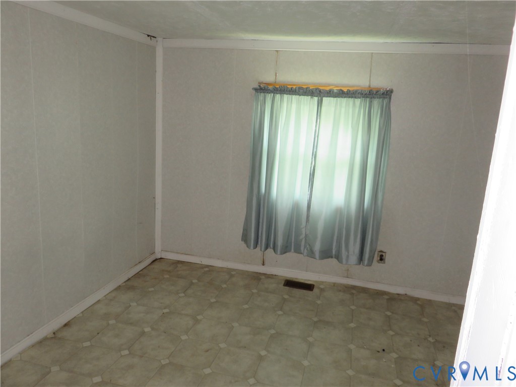 11965 River Road Chesterfield, VA 23838 - Photo 28 of 29 a view of an empty room with a window
