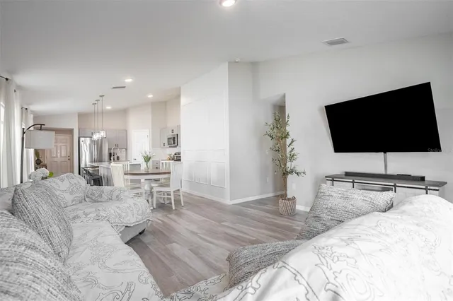 $381,000 | 12619 Hammock Park Drive, Riverview, FL 33579