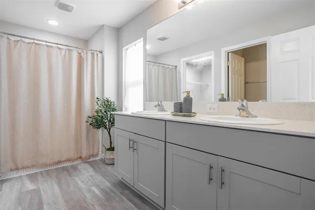 $381,000 | 12619 Hammock Park Drive, Riverview, FL 33579