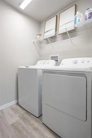 $381,000 | 12619 Hammock Park Drive, Riverview, FL 33579