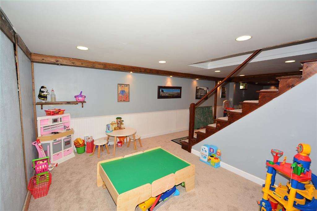 7230 Larkshall Road Indianapolis, IN 46250 - Photo 17 of 24 Gallery Image 17