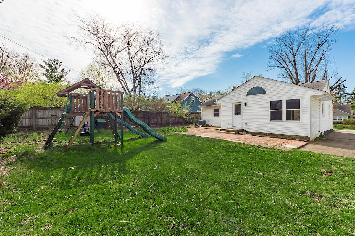 2234 Bristol Road Columbus, OH 43221 - Photo 30 of 33
