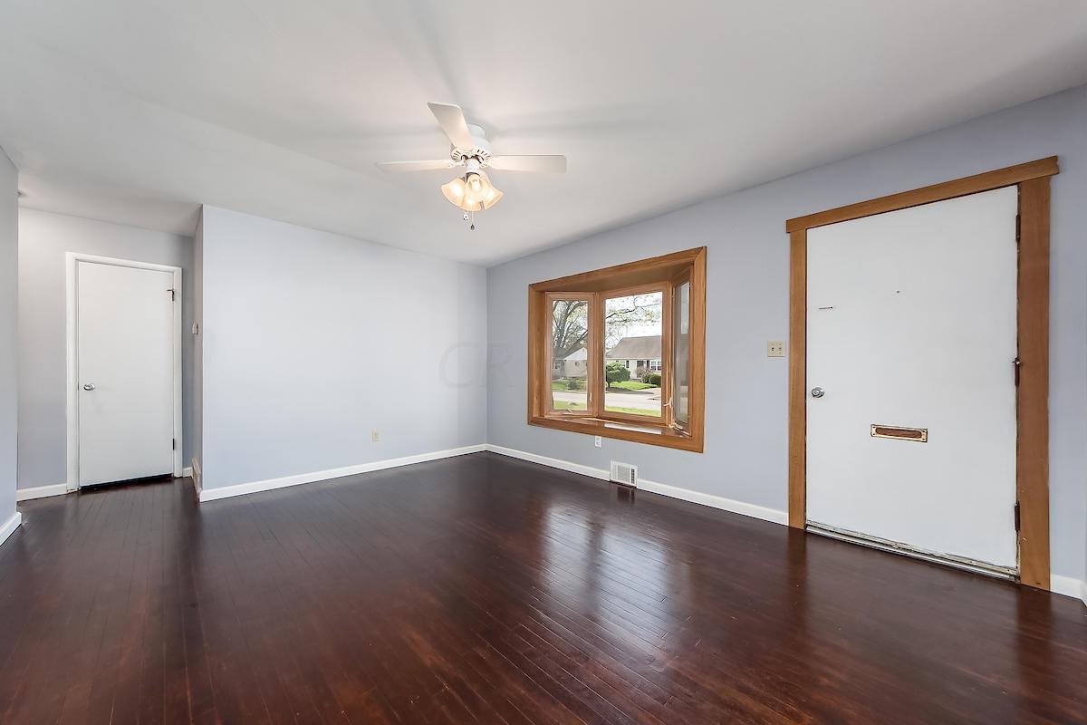 2234 Bristol Road Columbus, OH 43221 - Photo 7 of 33