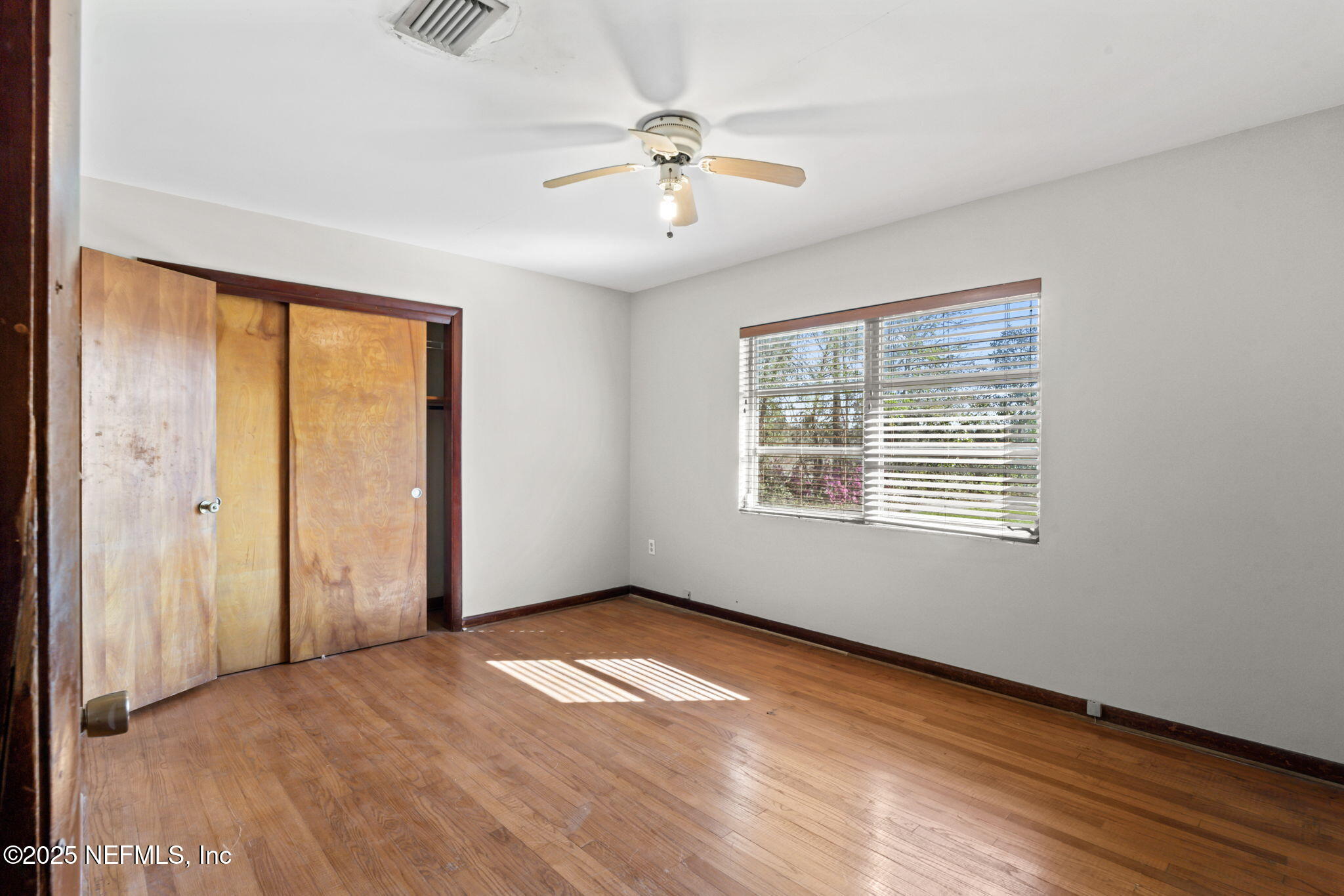17896 Highway 16 Starke, FL 32091 - Photo 26 of 57 a view of an empty room with a window