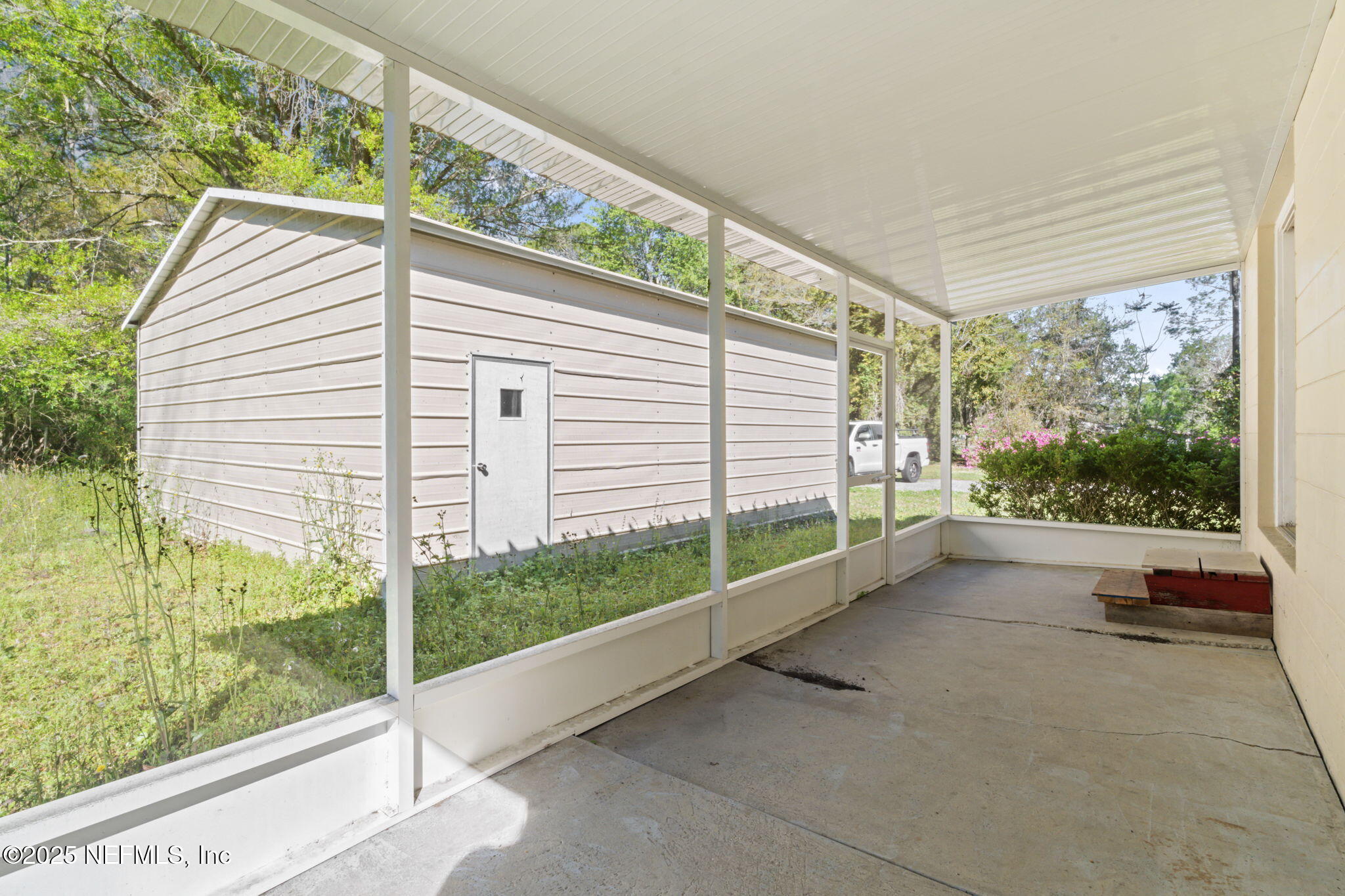 17896 Highway 16 Starke, FL 32091 - Photo 36 of 57 Back porch