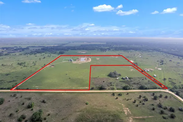 $1,500,000 | 1048 11th Street, Columbus, TX 78934