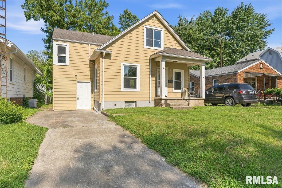 2317 South 9th Street Springfield, IL 62703 - Photo 1 of 33