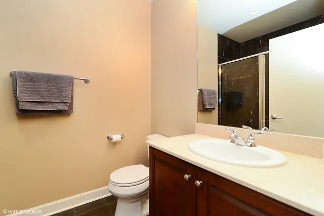 $3,300 | 1201 South Prairie Avenue, Unit 706, Chicago, IL 60605