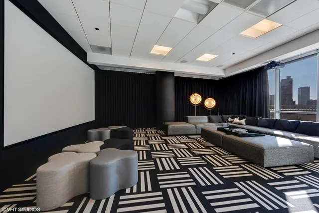 $3,300 | 1201 South Prairie Avenue, Unit 706, Chicago, IL 60605