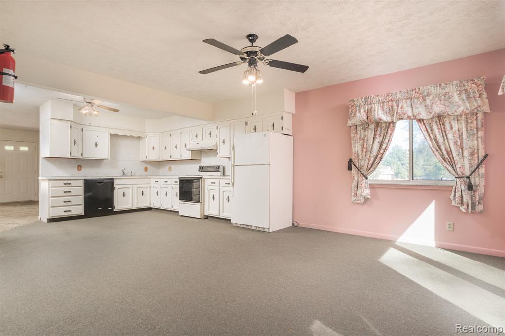 4750 North Nicholson Road Fowlerville, MI 48836 - Photo 10 of 31