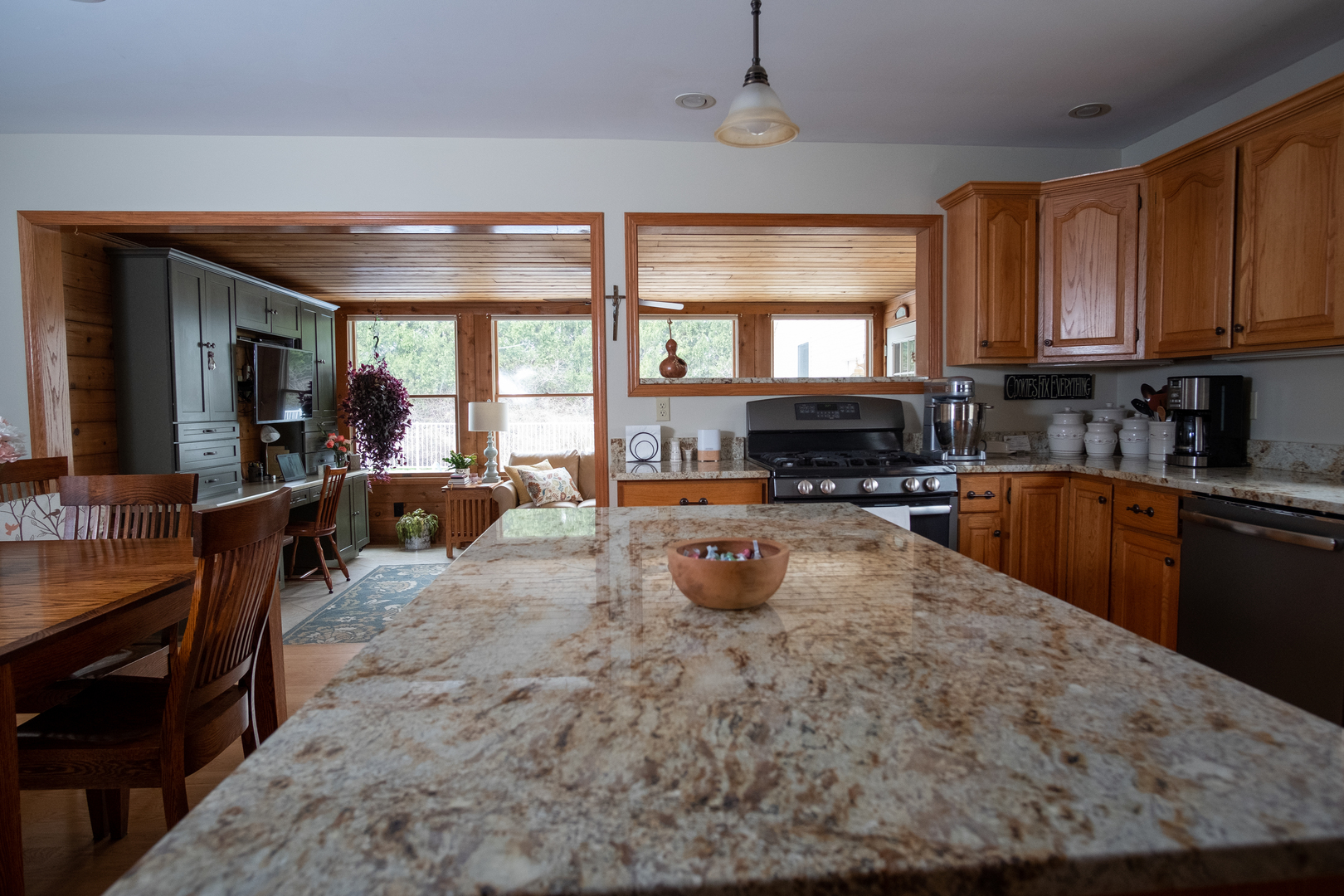17893 Haumesser Road Malta, IL 60150 - Photo 8 of 49