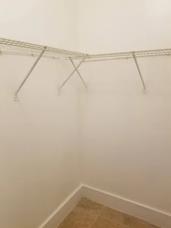 $1,575 | 1964 Northeast 172nd Street, Unit 5, North Miami Beach, FL 33162