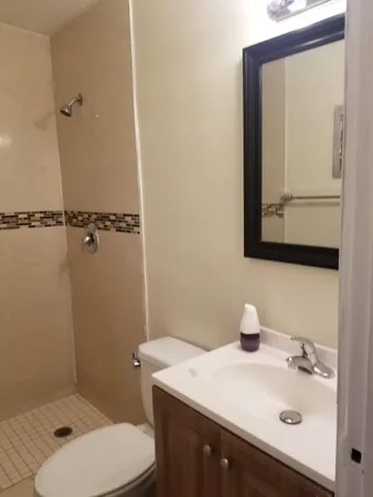 $1,575 | 1964 Northeast 172nd Street, Unit 5, North Miami Beach, FL 33162