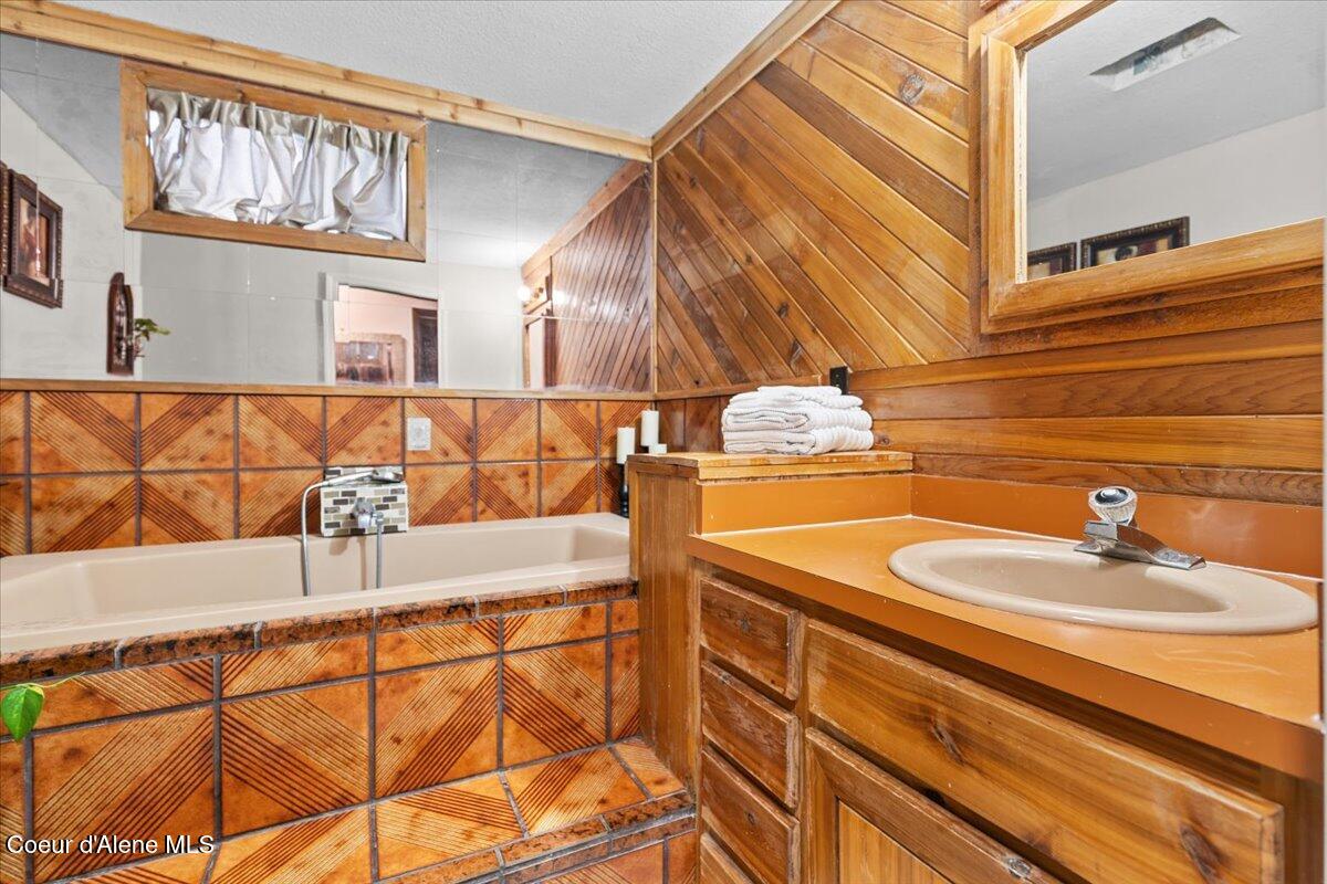 3102 Buckskin Road Coeur D'Alene, ID 83815 - Photo 36 of 53 43-IMG_7035