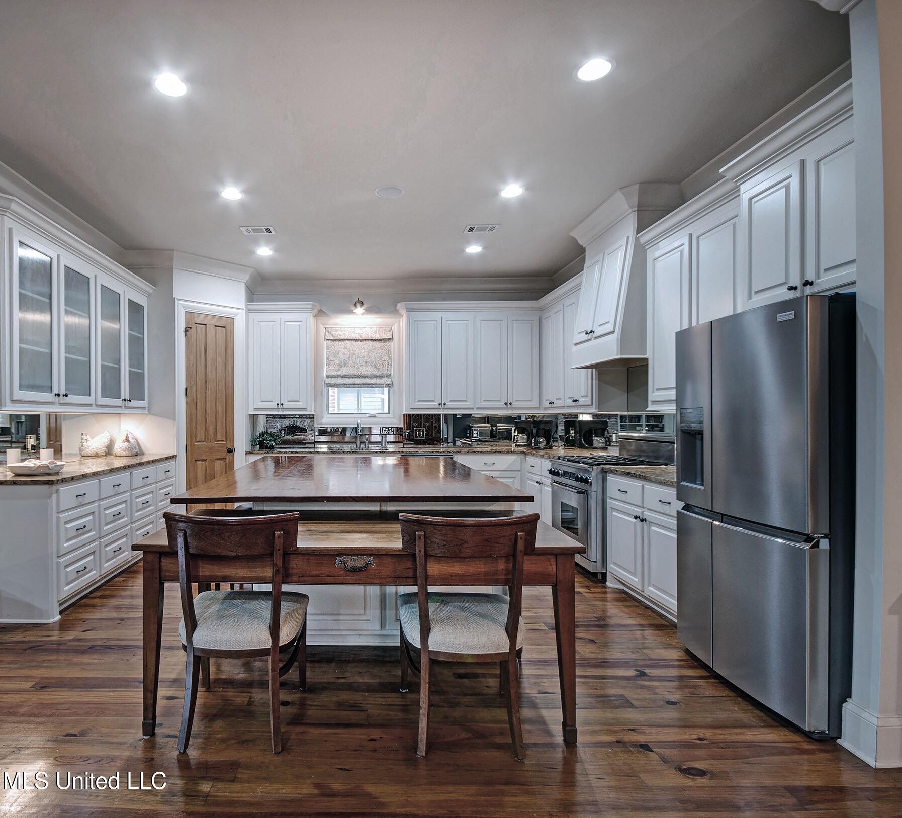 108 Bassett Lane Madison, MS 39110 - Photo 22 of 43 IMGP3539_40_41 (1)