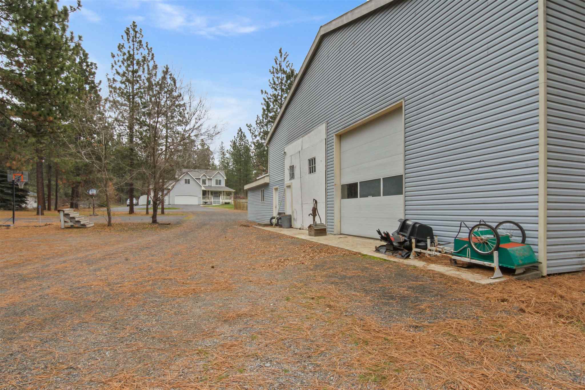16424 North Yale Road Colbert, WA 99005 - Photo 33 of 38