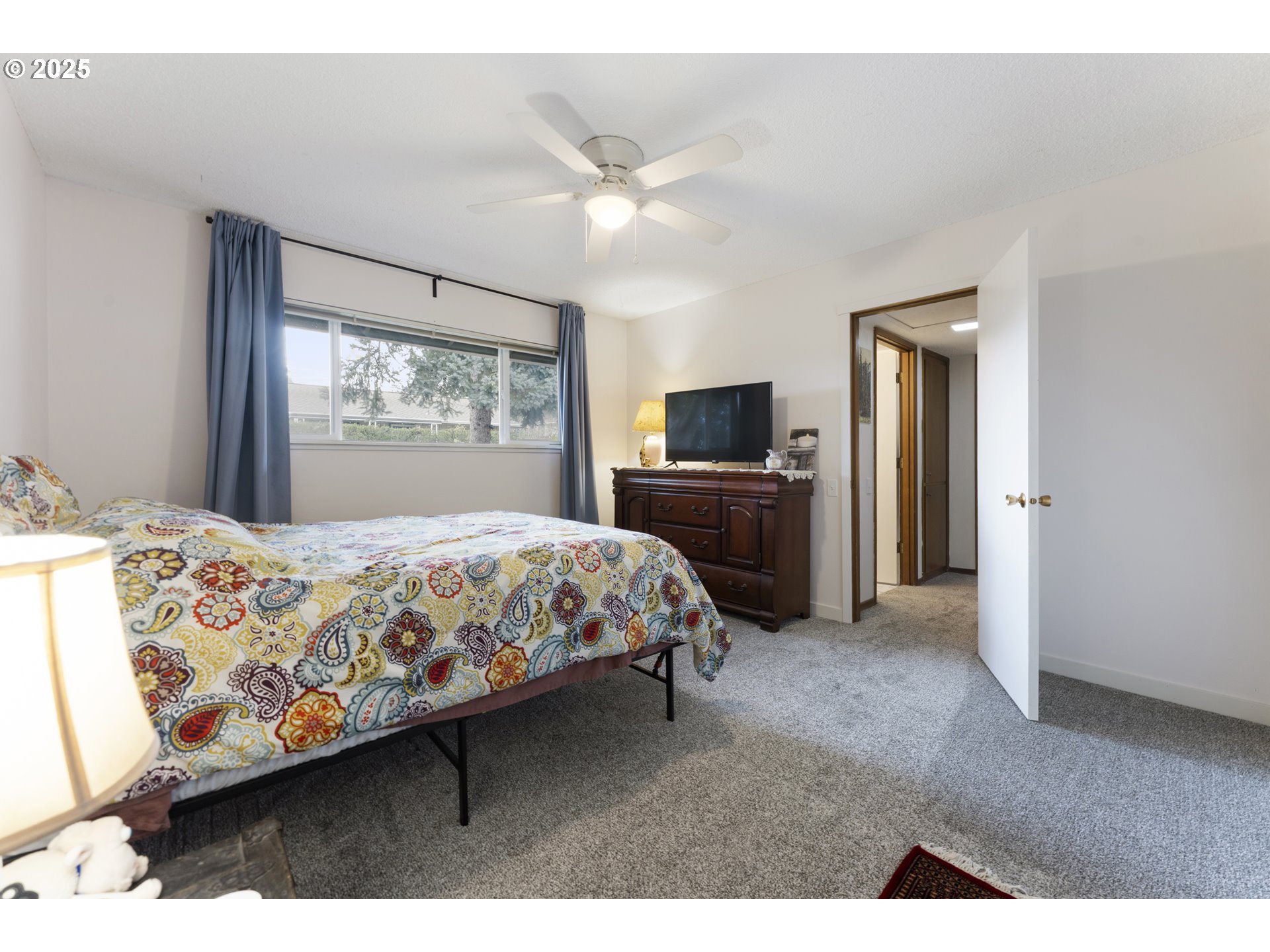 11760 Southwest King George Drive Portland, OR 97224 - Photo 11 of 20 Primary Bedroom