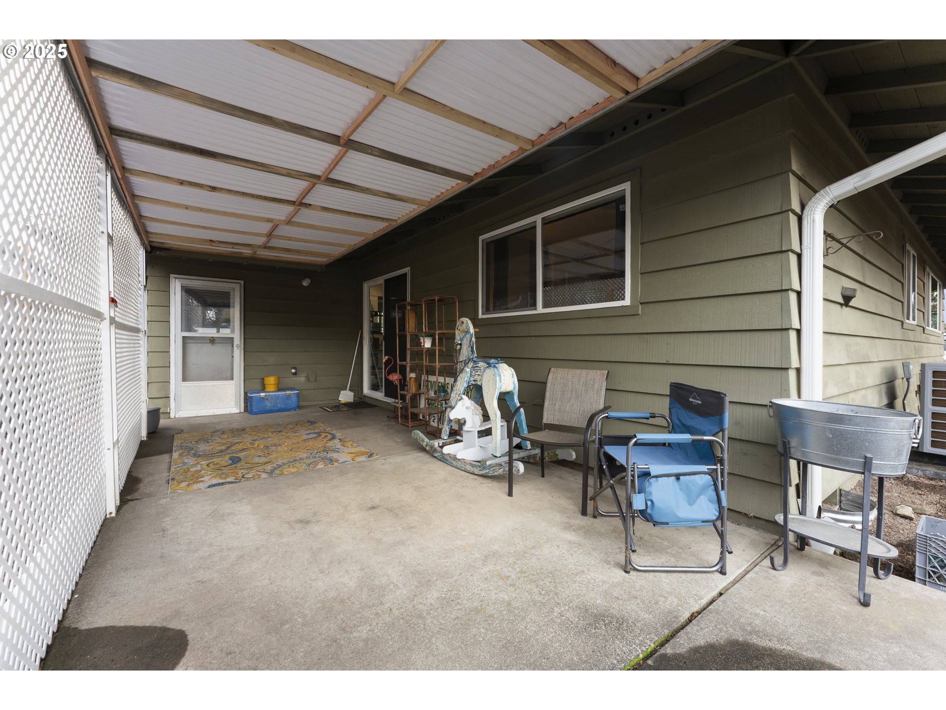 11760 Southwest King George Drive Portland, OR 97224 - Photo 18 of 20