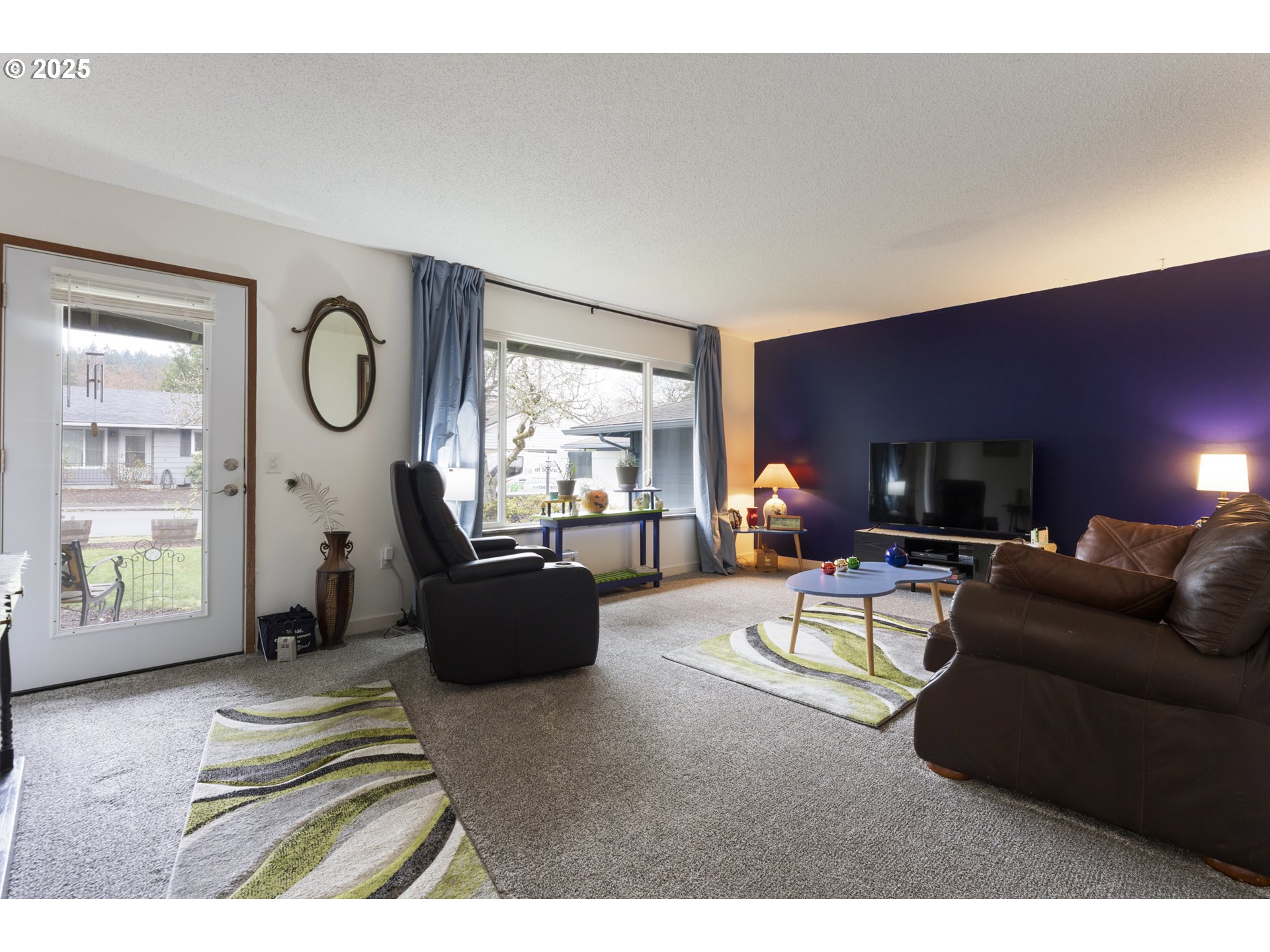 11760 Southwest King George Drive Portland, OR 97224 - Photo 4 of 20