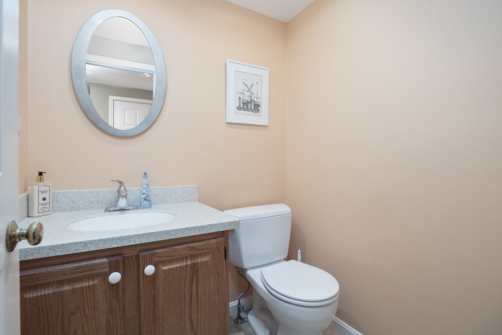 121 Stone Ridge Road, Unit 121 Franklin, MA 02038 - Photo 18 of 34 Gallery Image 18
