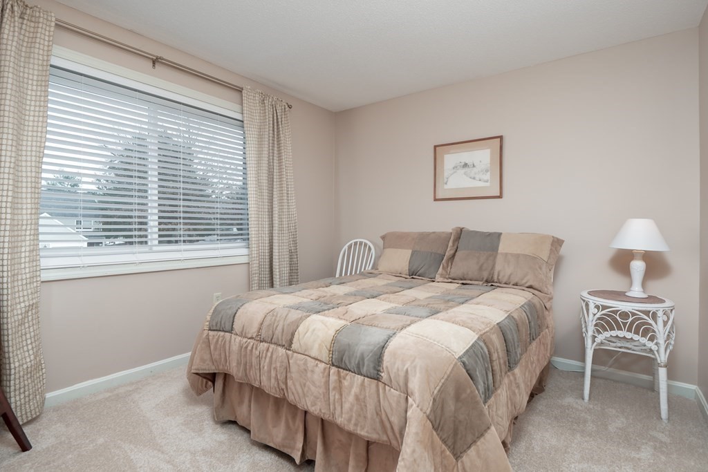121 Stone Ridge Road, Unit 121 Franklin, MA 02038 - Photo 23 of 34 Gallery Image 23
