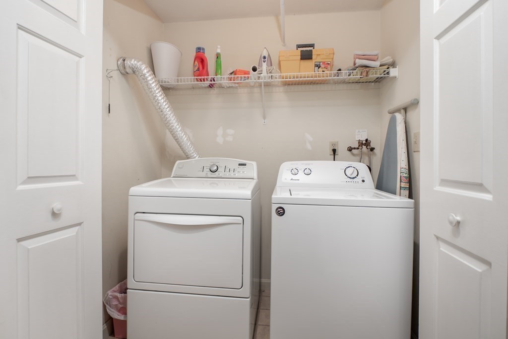 121 Stone Ridge Road, Unit 121 Franklin, MA 02038 - Photo 26 of 34 Gallery Image 26