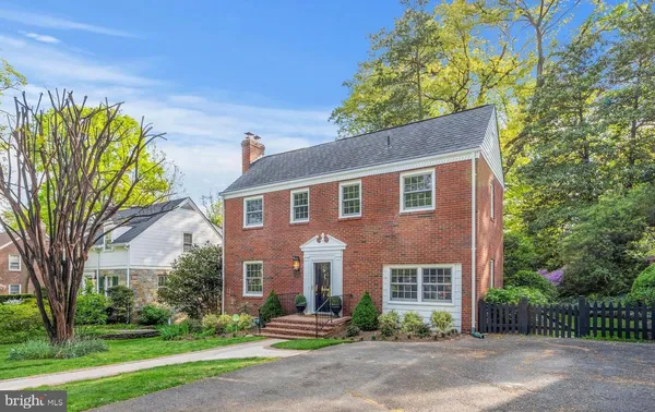 $6,300 | 1616 North Harrison Street, Arlington, VA 22205