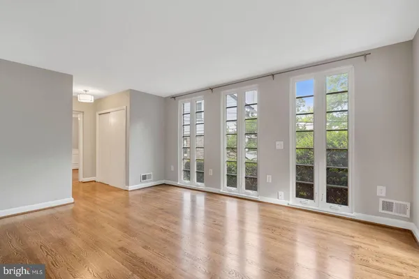 $6,300 | 1616 North Harrison Street, Arlington, VA 22205