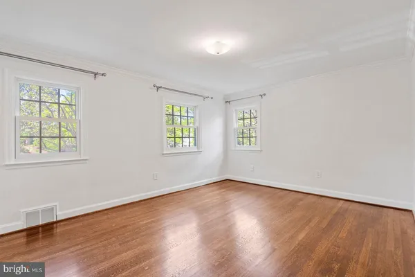 $6,300 | 1616 North Harrison Street, Arlington, VA 22205