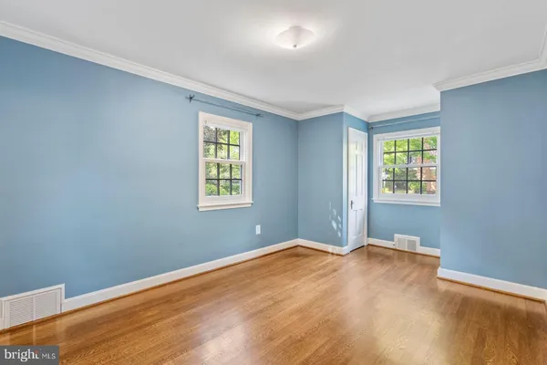 $6,300 | 1616 North Harrison Street, Arlington, VA 22205