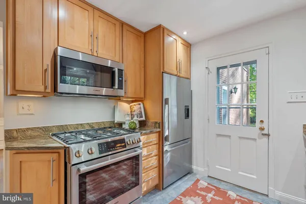 $6,300 | 1616 North Harrison Street, Arlington, VA 22205