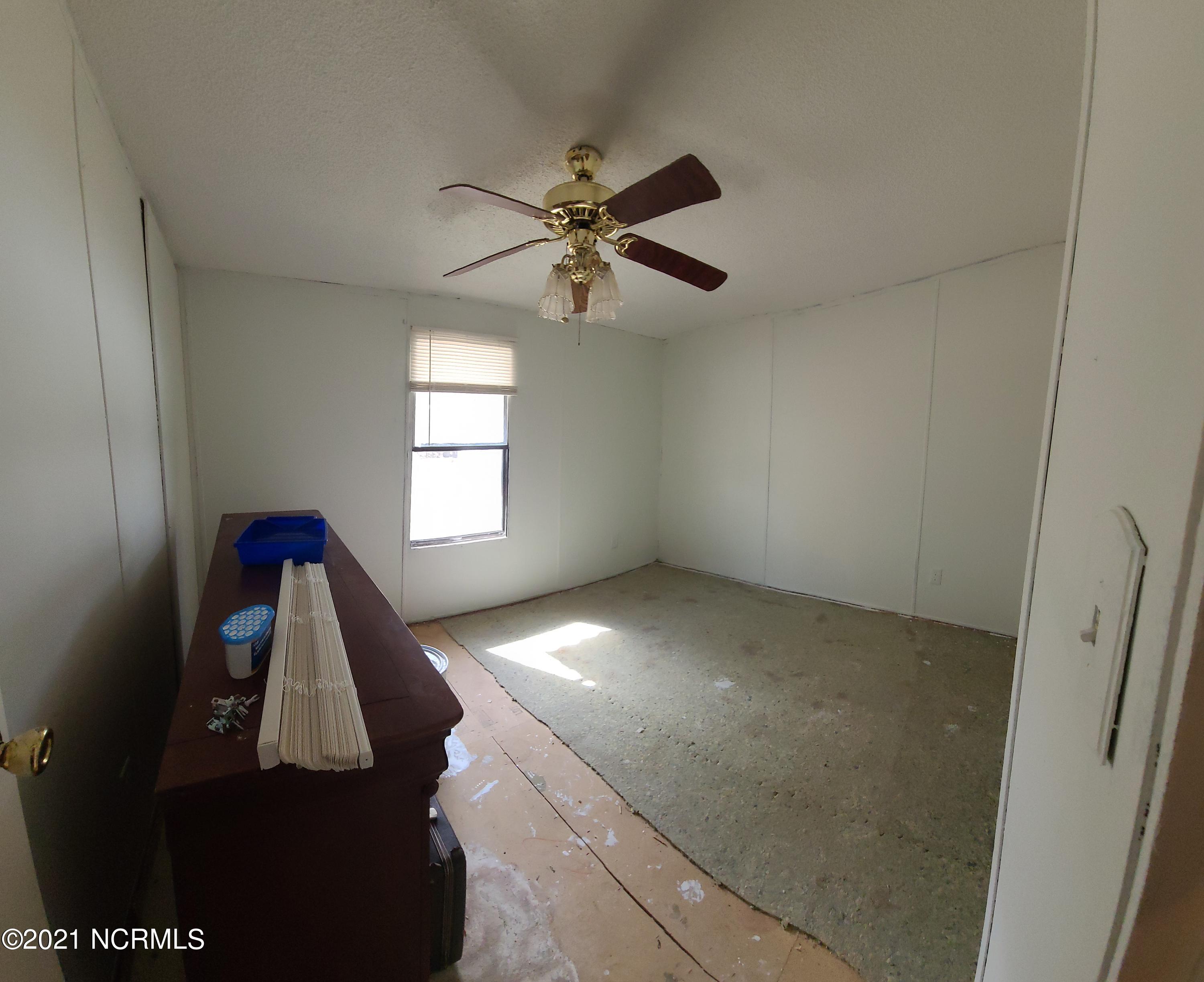 548 Newport Loop Road Newport, NC 28570 - Photo 13 of 20 Bedroom 2