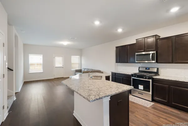 $2,475 | 4202 Laterite Trail, San Antonio, TX 78253