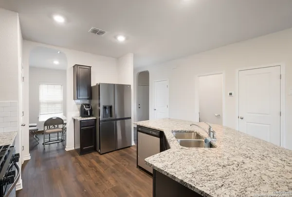 $2,475 | 4202 Laterite Trail, San Antonio, TX 78253