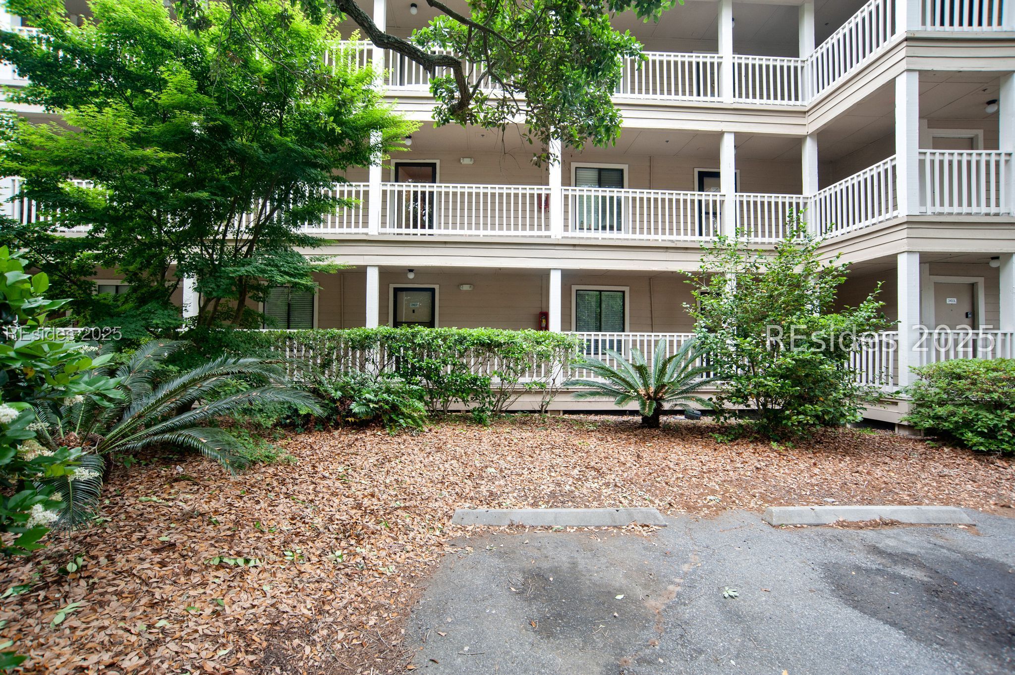 239 Beach City Road, Unit 3107 Hilton Head Island, SC 29926 - Photo 4 of 39 1st floor end unit