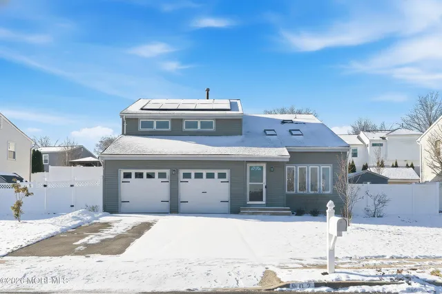 $650,000 | 902 Pioneer Drive, Brick, NJ 08724