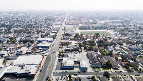 $1,000,000 | 3500 Gage Avenue, Bell, CA 90201