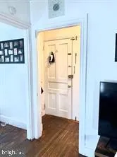 $1,100 | 419 Green Lane, Unit 3, Philadelphia, PA 19128